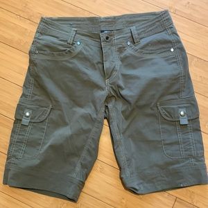 Kuhl cargo shorts NWOT